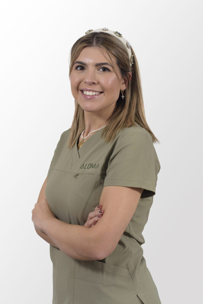 maria 1 1709x2560.jpg