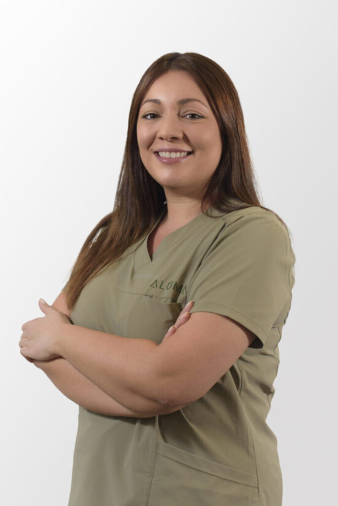 tania g 1 1709x2560.jpg